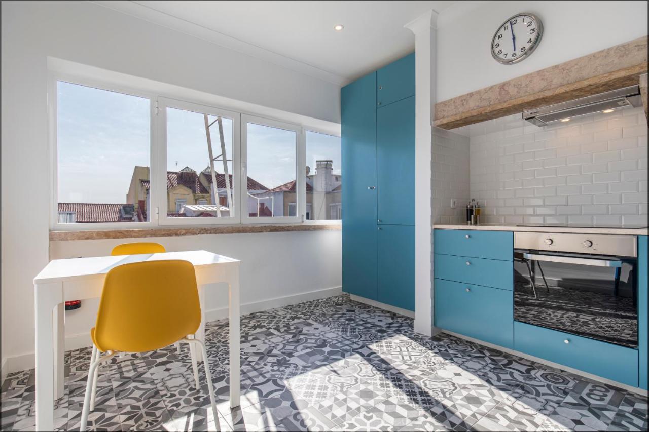Lovelystay - Sunny 1Bdr Apartment W/Terrace Lisboa Kültér fotó