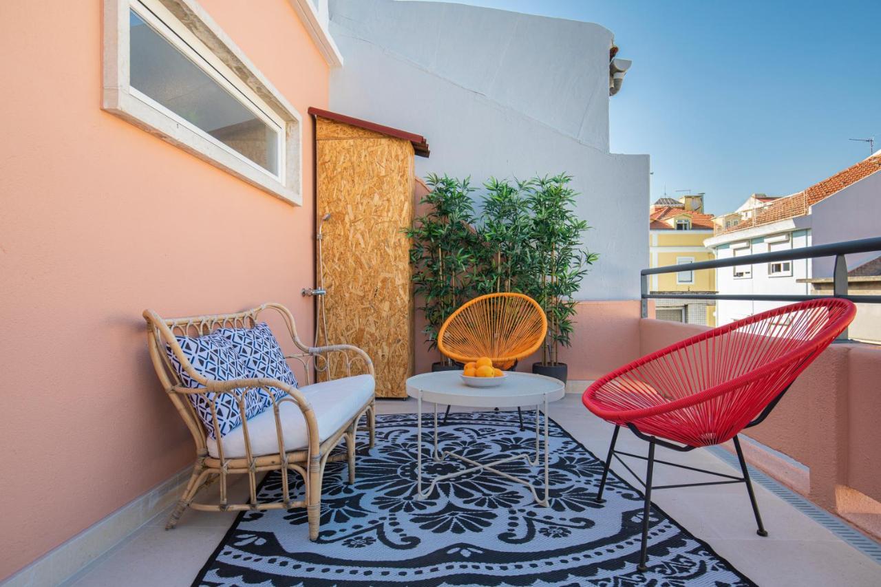 Lovelystay - Sunny 1Bdr Apartment W/Terrace Lisboa Kültér fotó