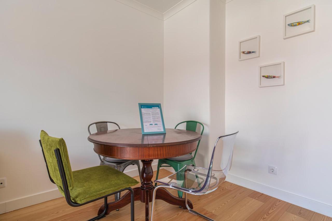 Lovelystay - Sunny 1Bdr Apartment W/Terrace Lisboa Kültér fotó