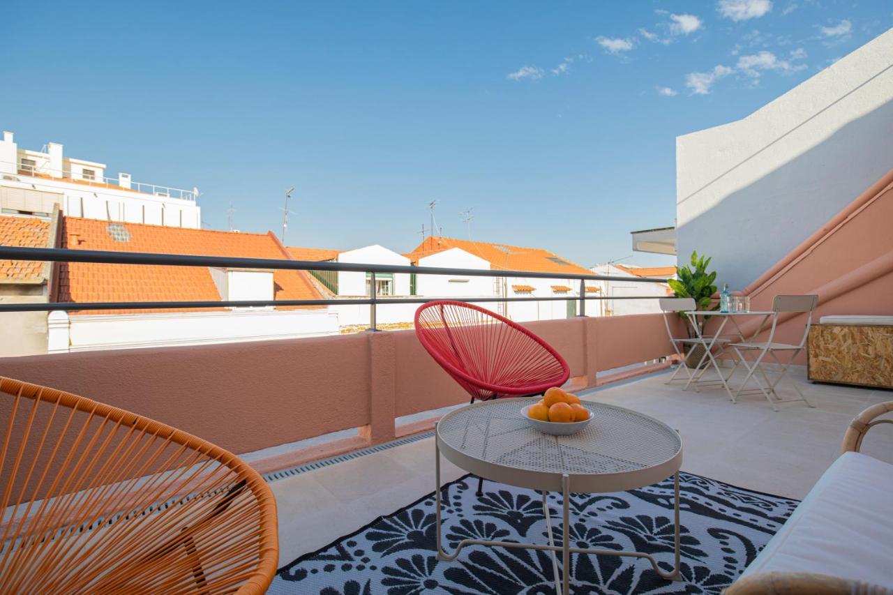 Lovelystay - Sunny 1Bdr Apartment W/Terrace Lisboa Kültér fotó